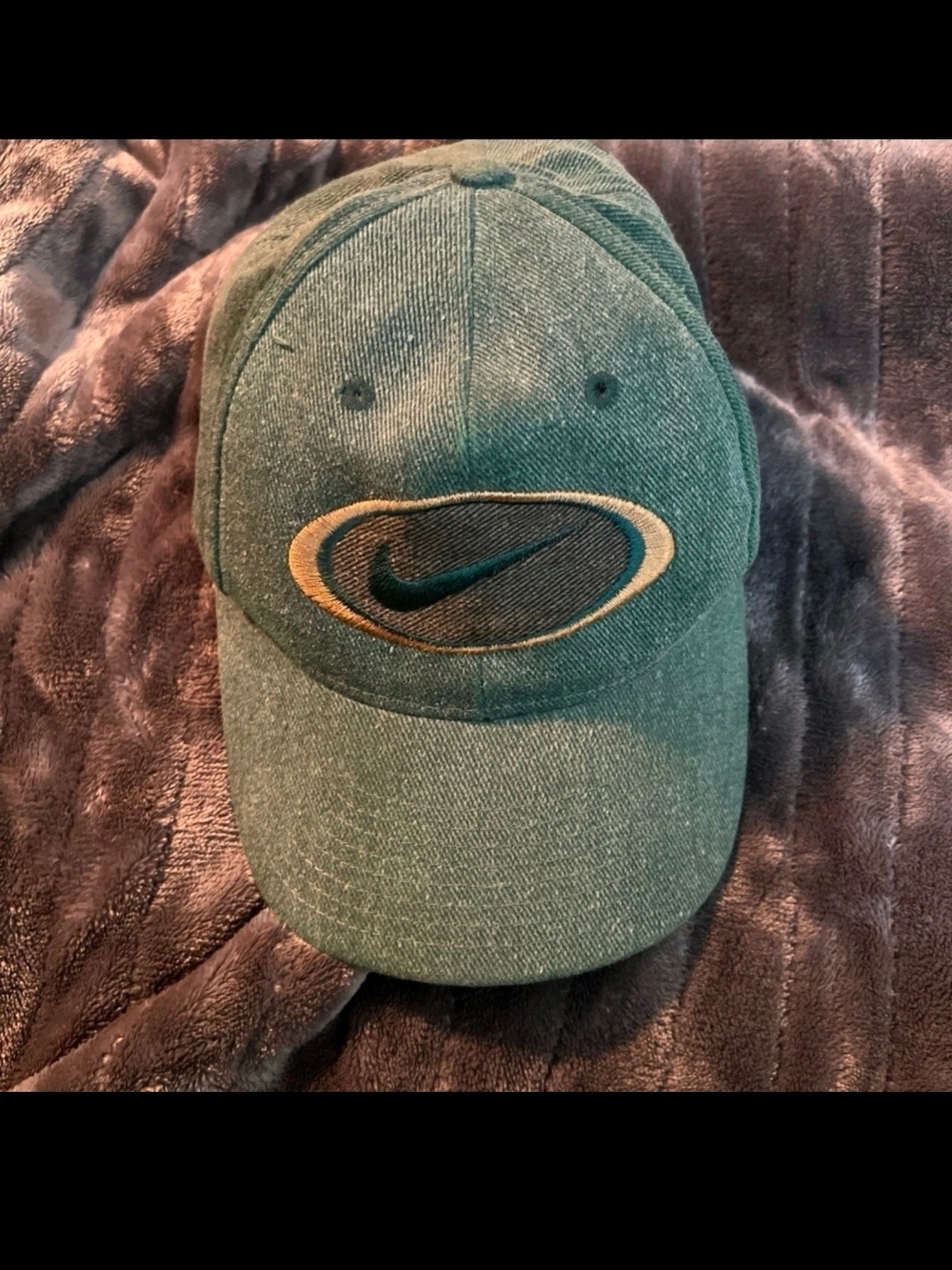 Vintage Y2K Nike Red Tag Green & Khaki Embroidered Logo Unisex Adult  Ajustable